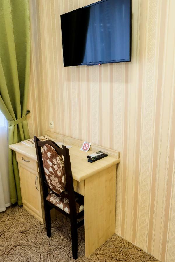 Оздоровчий Комплекс Гайки Заїзд Провулок Сухий Яр 12 Hotel Zsitomir Kültér fotó