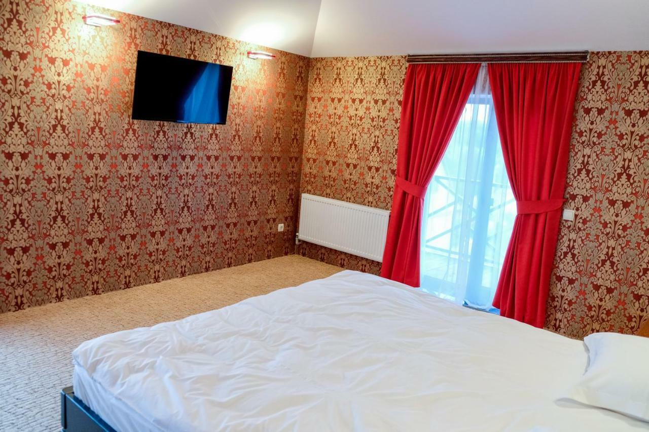 Оздоровчий Комплекс Гайки Заїзд Провулок Сухий Яр 12 Hotel Zsitomir Kültér fotó