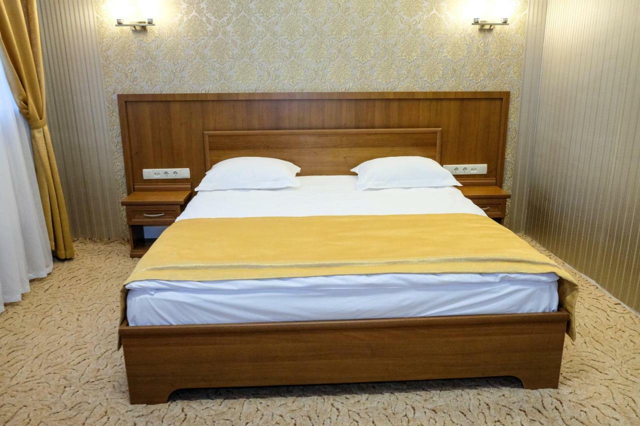 Оздоровчий Комплекс Гайки Заїзд Провулок Сухий Яр 12 Hotel Zsitomir Kültér fotó