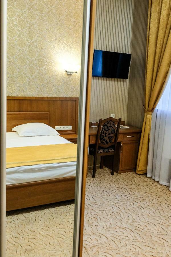 Оздоровчий Комплекс Гайки Заїзд Провулок Сухий Яр 12 Hotel Zsitomir Kültér fotó