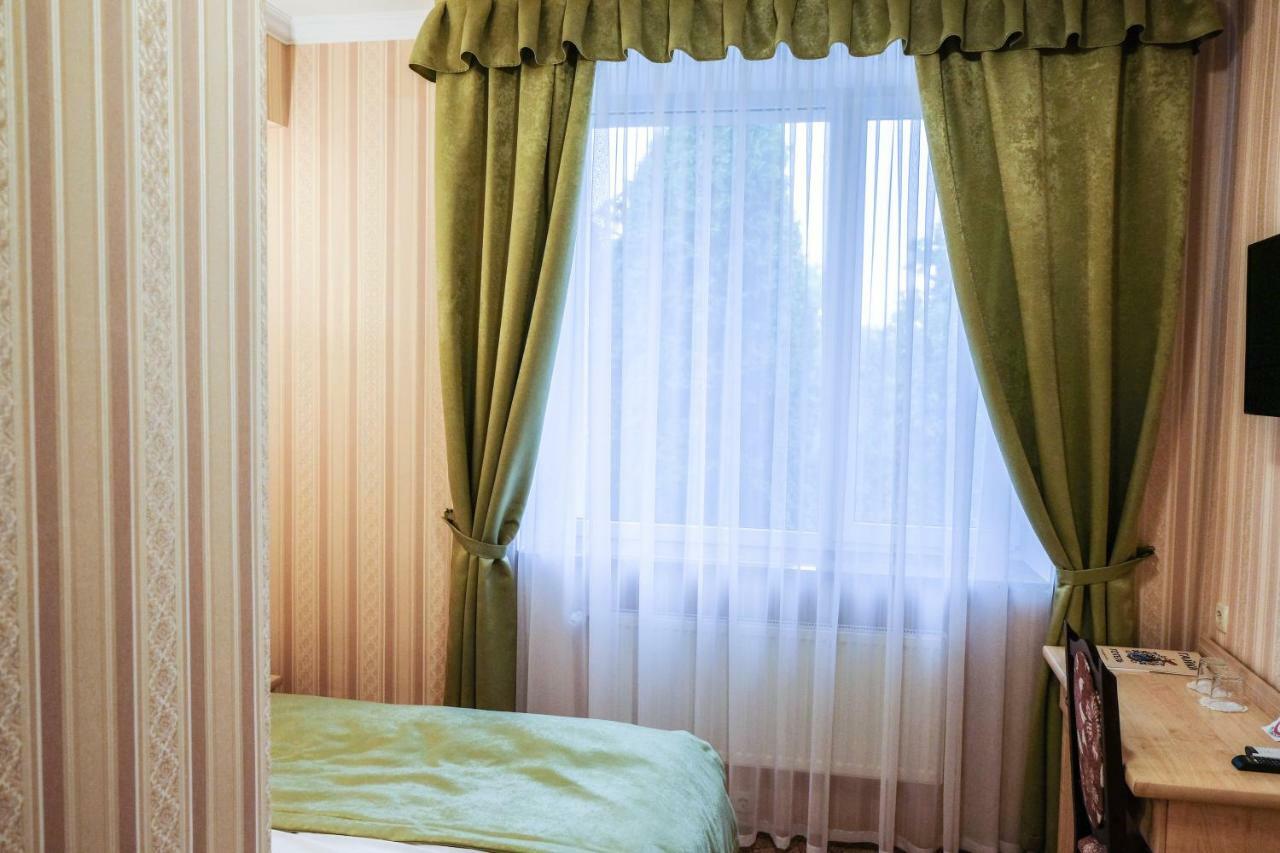Оздоровчий Комплекс Гайки Заїзд Провулок Сухий Яр 12 Hotel Zsitomir Kültér fotó