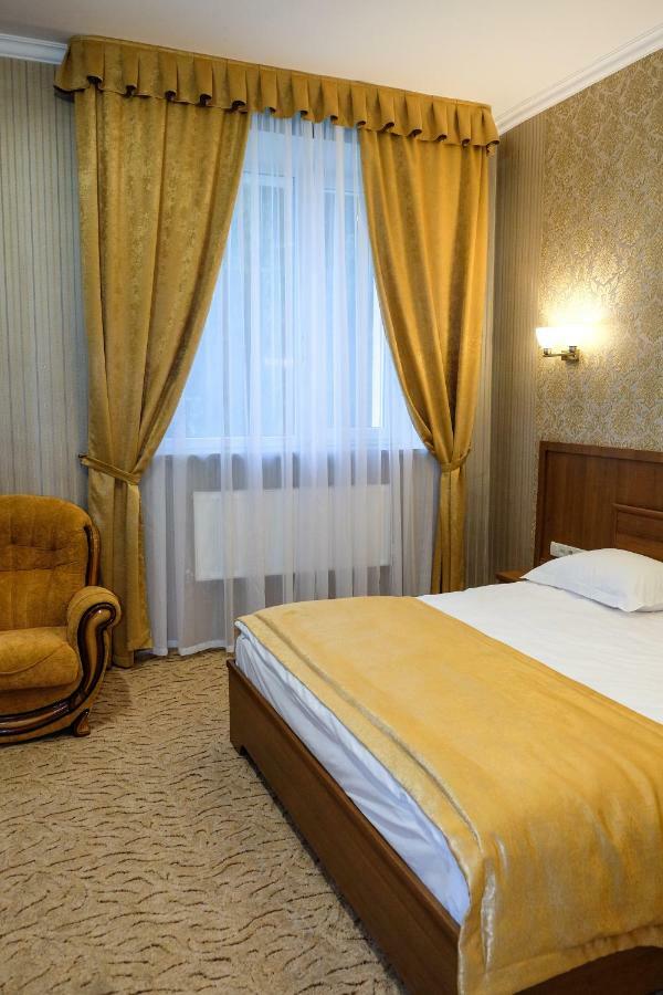 Оздоровчий Комплекс Гайки Заїзд Провулок Сухий Яр 12 Hotel Zsitomir Kültér fotó