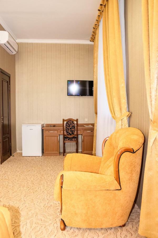 Оздоровчий Комплекс Гайки Заїзд Провулок Сухий Яр 12 Hotel Zsitomir Kültér fotó