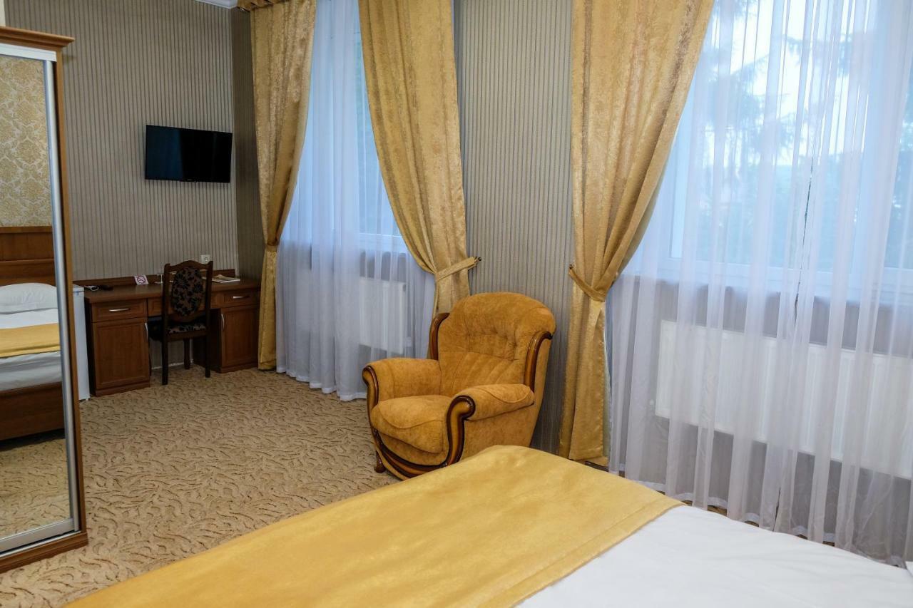 Оздоровчий Комплекс Гайки Заїзд Провулок Сухий Яр 12 Hotel Zsitomir Kültér fotó